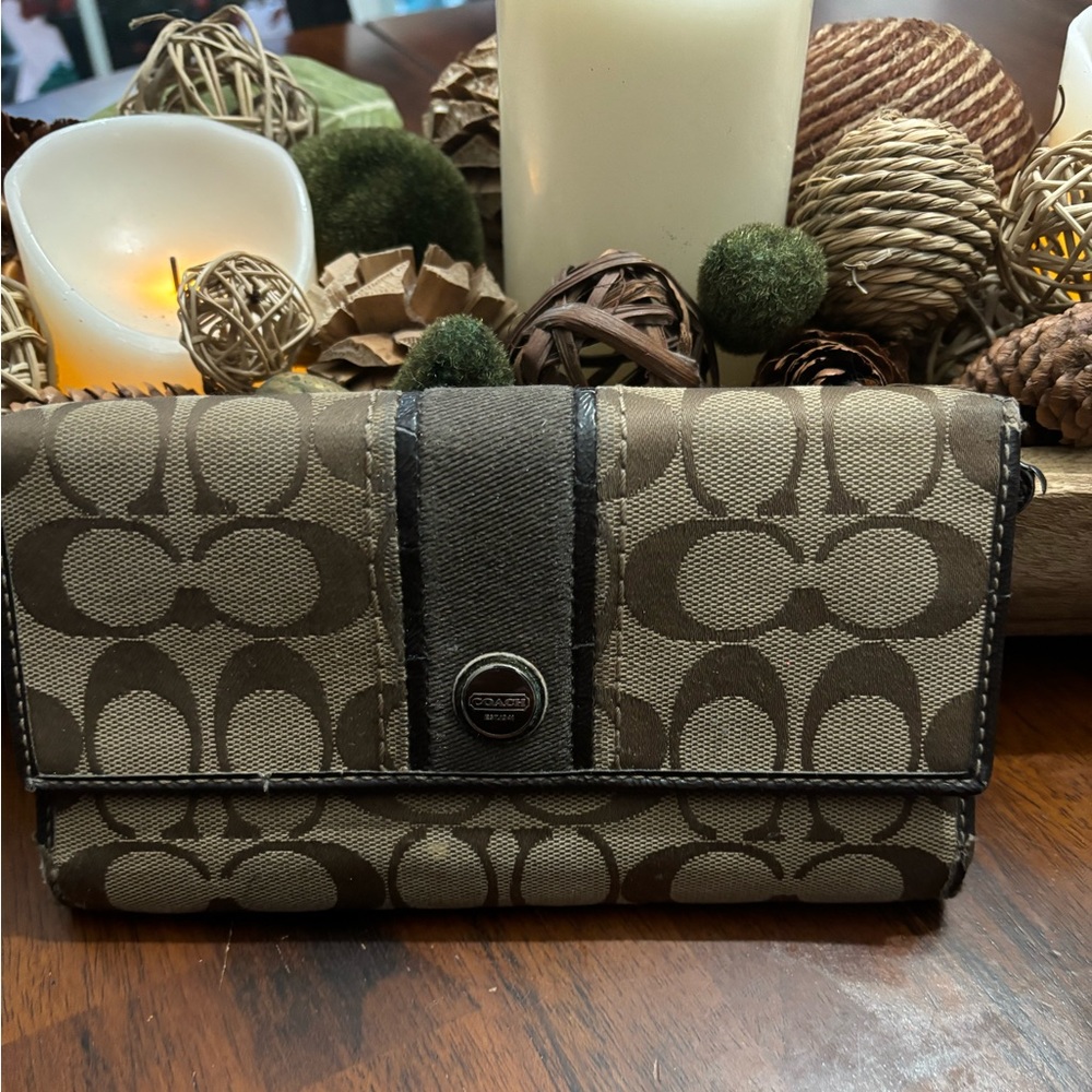 Coach trifold wallet